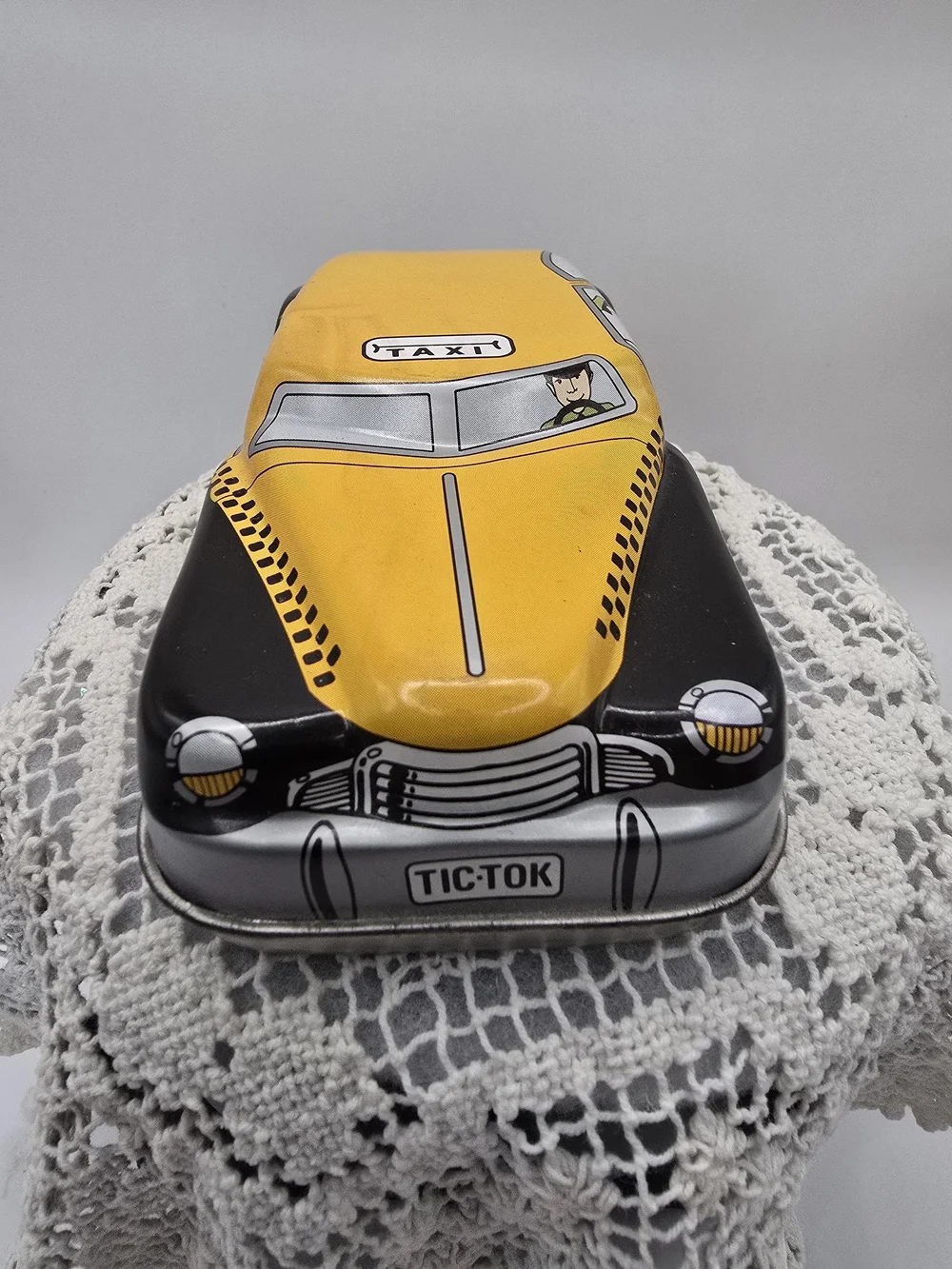 Fossil Yellow and Black Taxi Tin Case